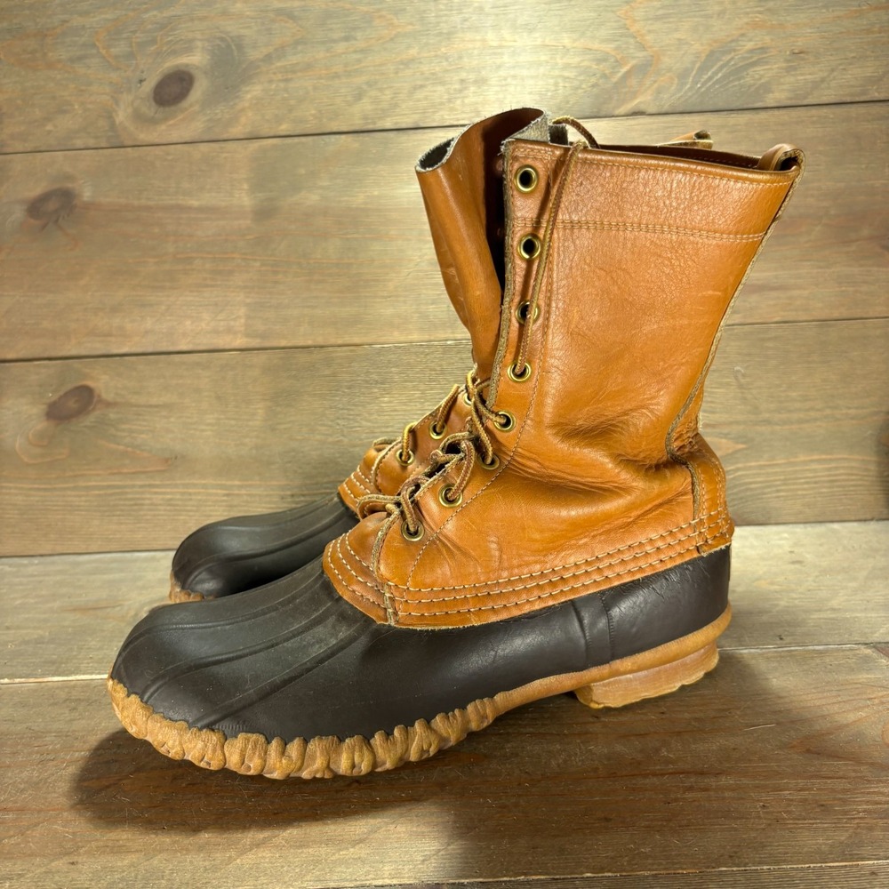 LL Bean Boots Womens size 8 shoes Brown Leather Waterproof Lace Up Duck boots